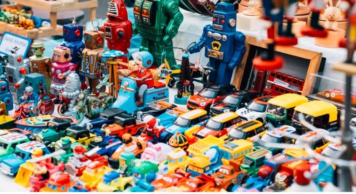 Action & Toy Figures